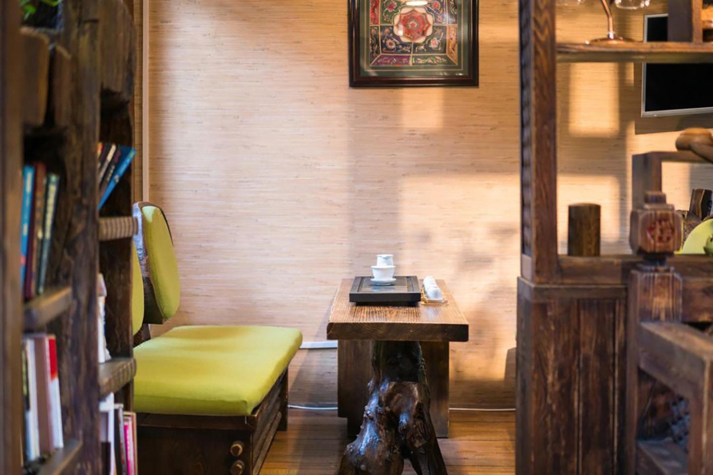Big Tree Guesthouse - Naxi Old Style 麗江市 エクステリア 写真